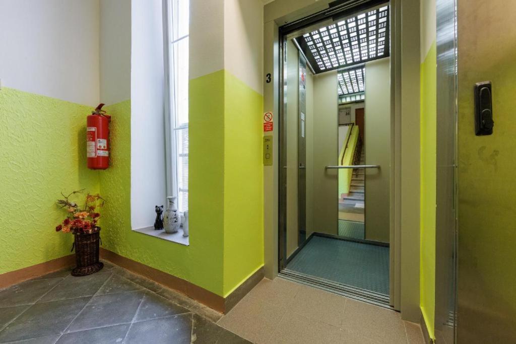 Promenade View Apartment Karlovy Vary Ngoại thất bức ảnh