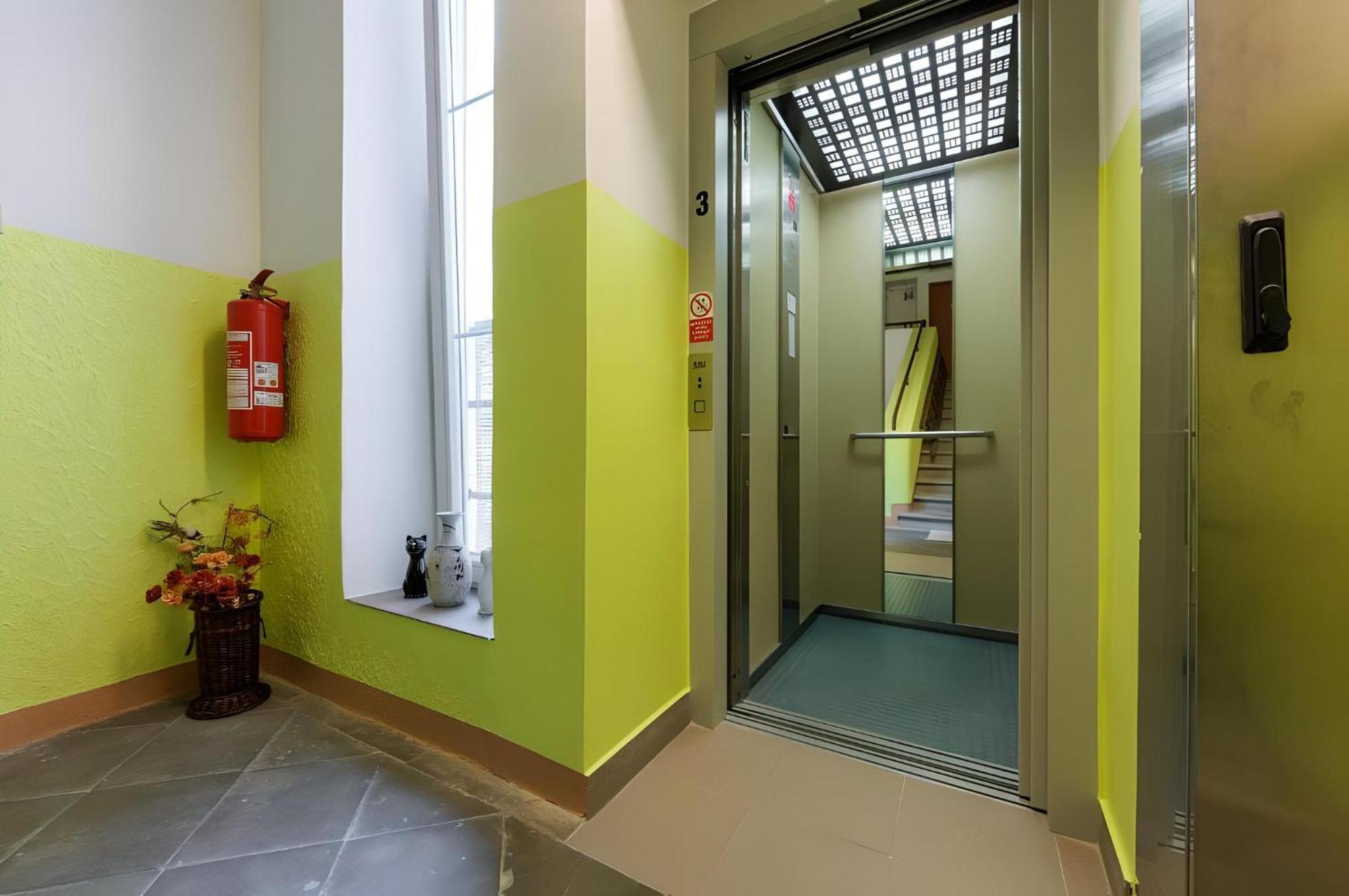 Promenade View Apartment Karlovy Vary Ngoại thất bức ảnh
